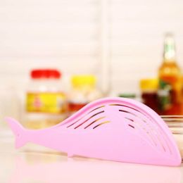 Whale Shape Handle Type Rice Washer Kitchen Water Filter (Color: Pink, size: one size)